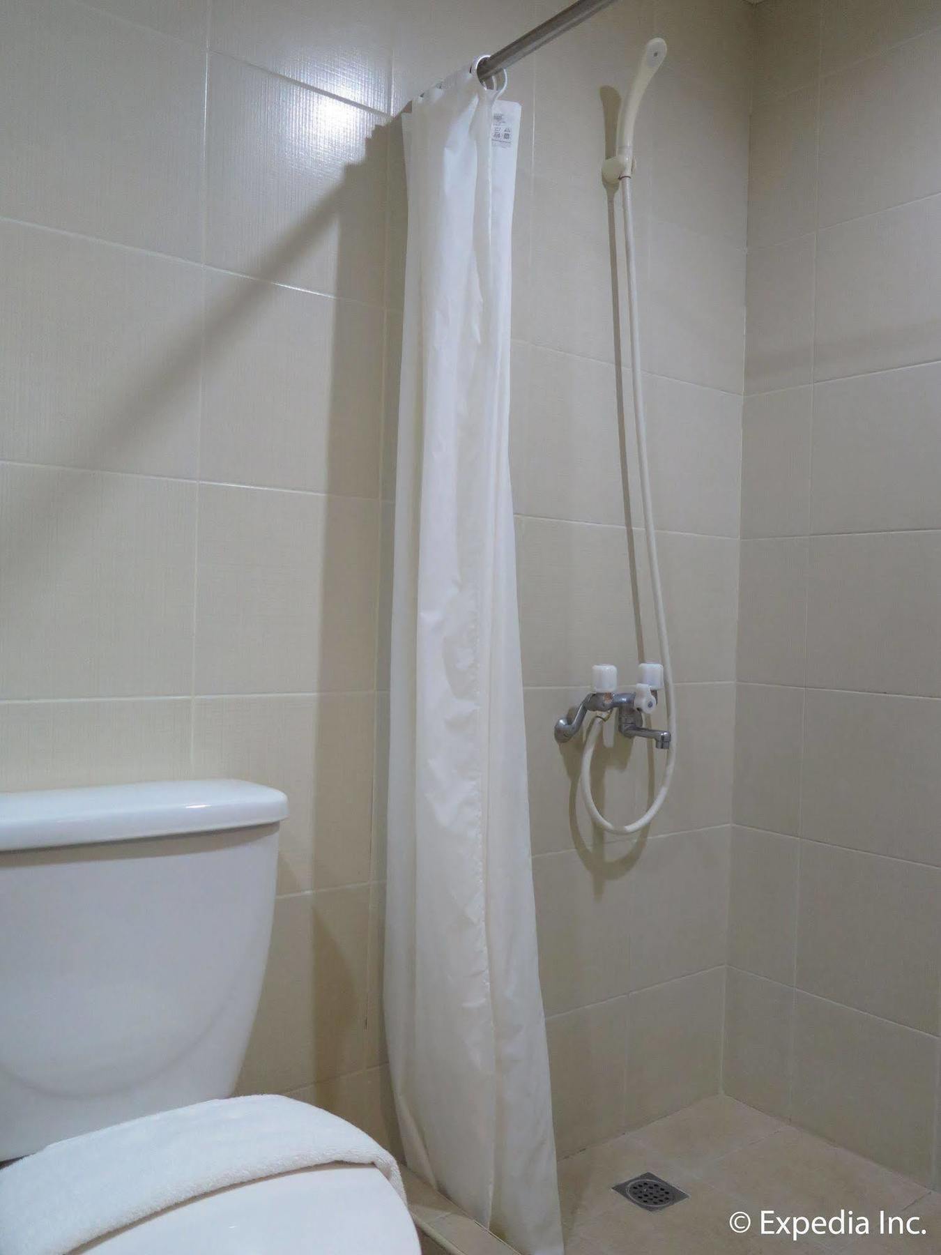 Hotel Tropika Davao City Extérieur photo